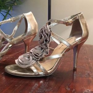 Gianni Bini light gold heels